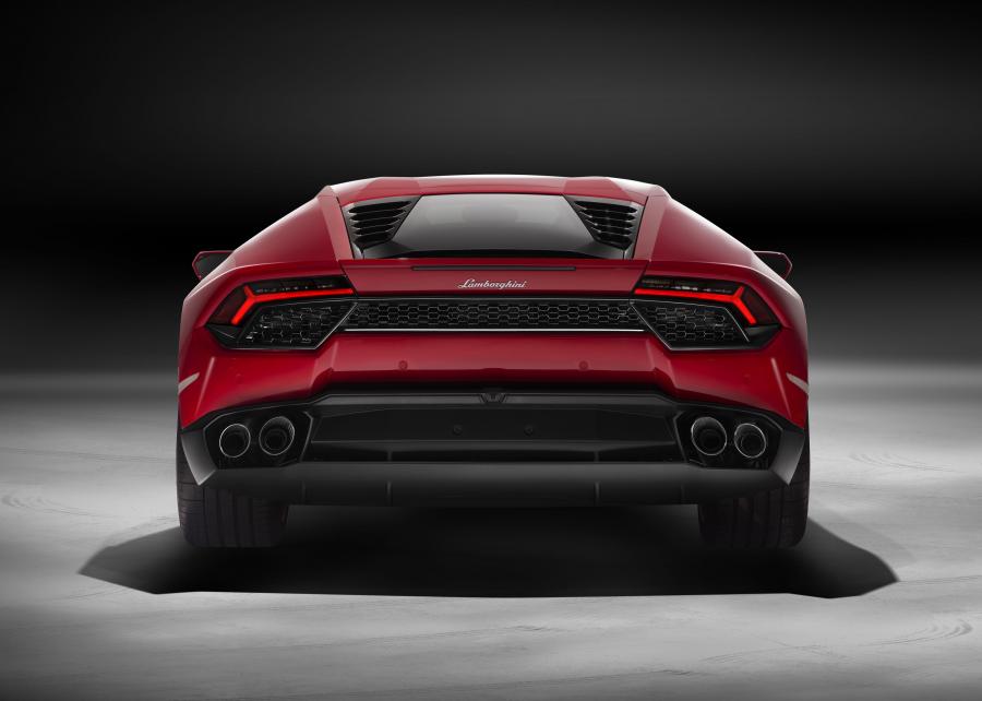  Lamborghini Huracan LP580-2 2015 года  (фото 4 из 7)